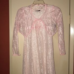 Girls vintage pink lace dress